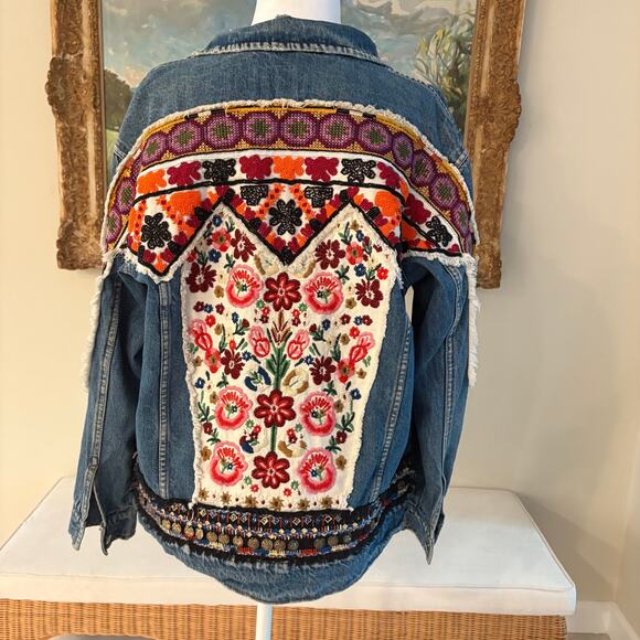 Zara Trafaluc Embroidered Oversized Boho Festival DenimJacket Medium - Picture 3 of 15